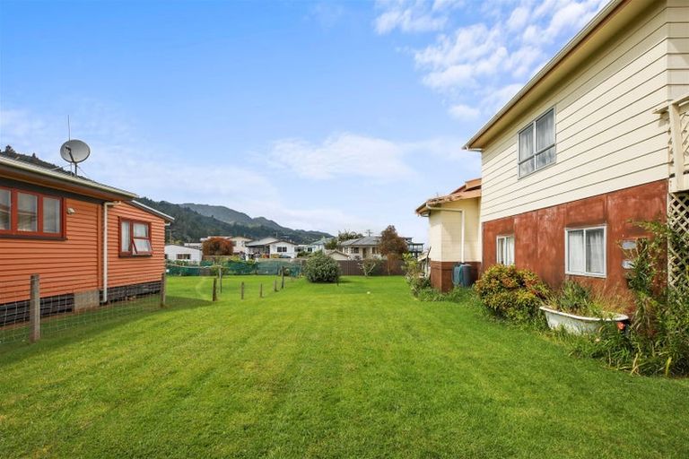 Photo of property in 17 West Crescent, Te Puru, Thames, 3575