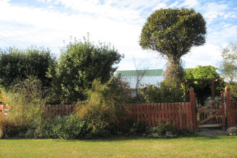 Photo of property in 23 Burnett Street, Kakanui, Oamaru, 9495