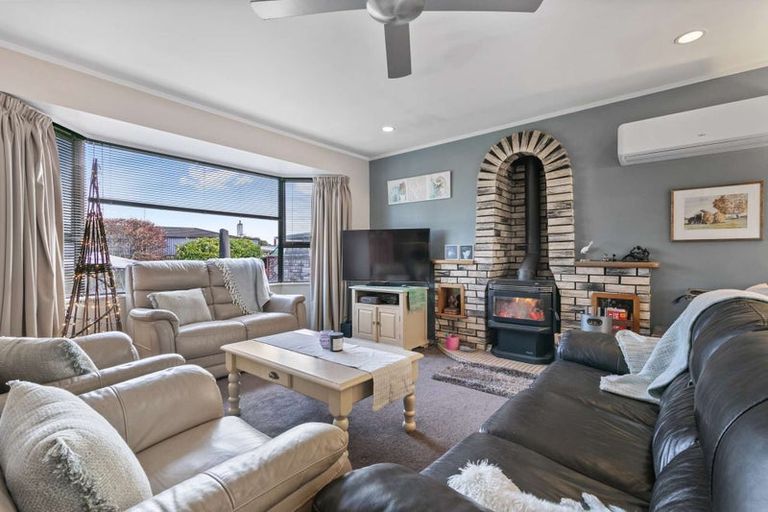 Photo of property in 24 Tennyson Drive, Owhata, Rotorua, 3010