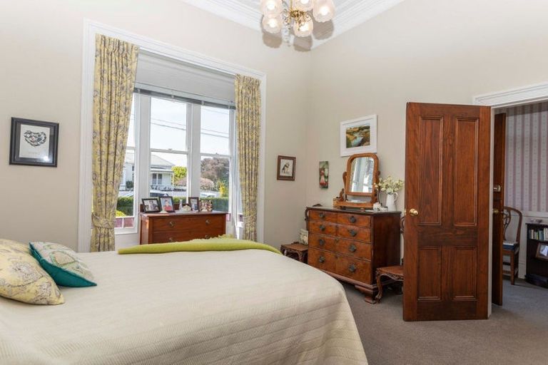 Photo of property in 21 Victoria Avenue, Dannevirke, 4930