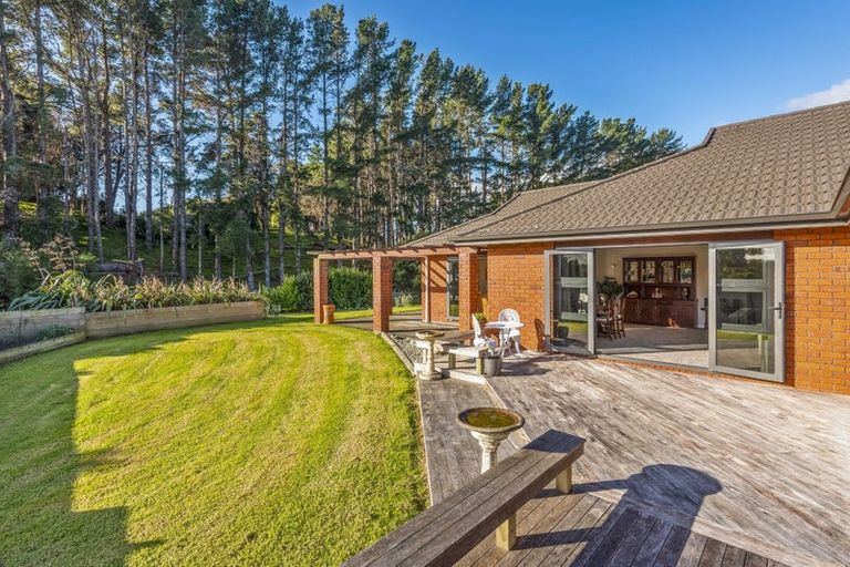 Photo of property in 8 Jacks Bush Road, Waikanae, 5391