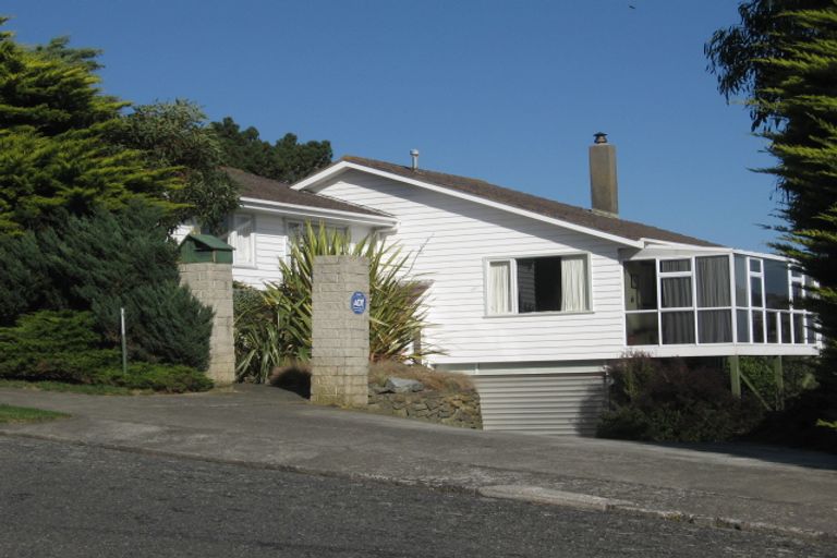 Photo of property in 6 Mapplebeck Street, Titahi Bay, Porirua, 5022