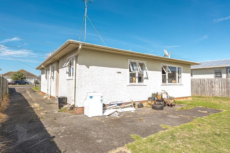 Photo of property in 138 Puriri Street, Castlecliff, Whanganui, 4501
