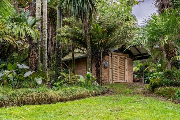 Photo of property in 84 Corbett Road, Whakapara, Hikurangi, 0182