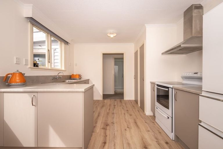 Photo of property in 3 Queen Street, Westport, 7825