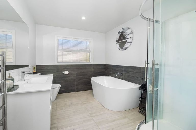 Photo of property in 277 Opawa Road, Hillsborough, Christchurch, 8022