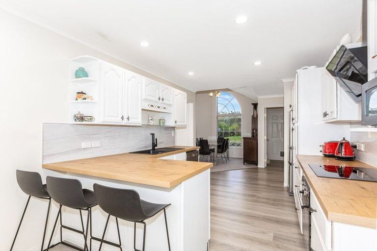 Photo of property in 84 Navigation Drive, Whitby, Porirua, 5024