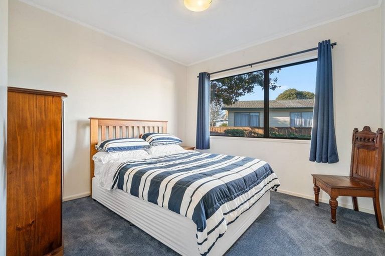 Photo of property in 14 Station Road, Takanini, 2112