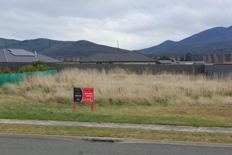 Photo of property in 27 South Arm Drive, Te Anau, 9600