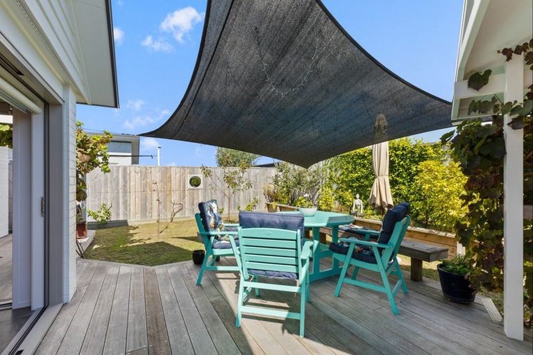 Photo of property in 104 Coast Boulevard, Papamoa Beach, Papamoa, 3118