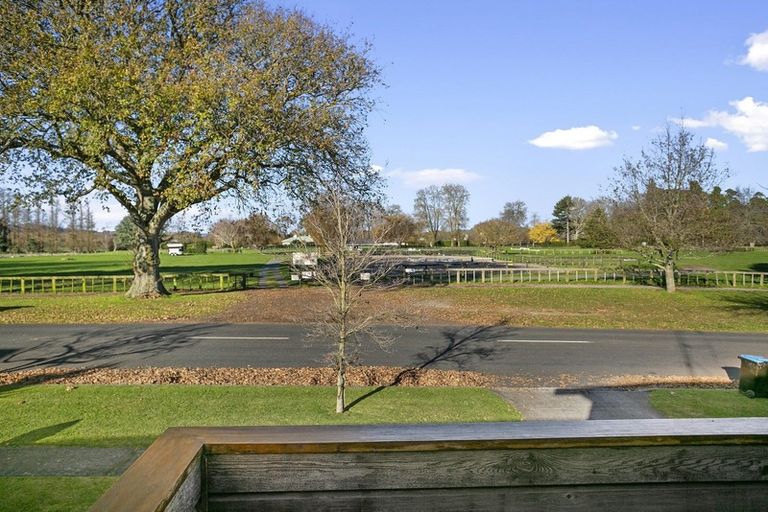 Photo of property in 63 Carlyle Street, Leamington, Cambridge, 3432