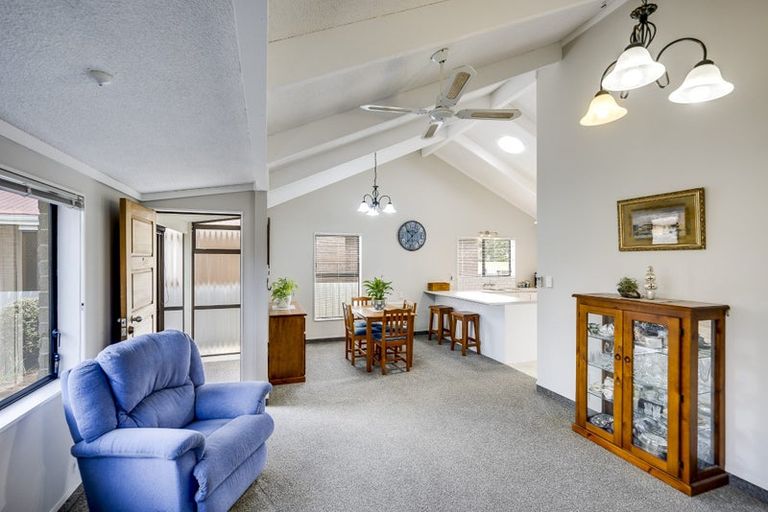 Photo of property in 4/35 Georges Drive, Napier South, Napier, 4110