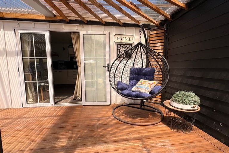 Photo of property in 140 Mako Mako Road, Levin, 5510