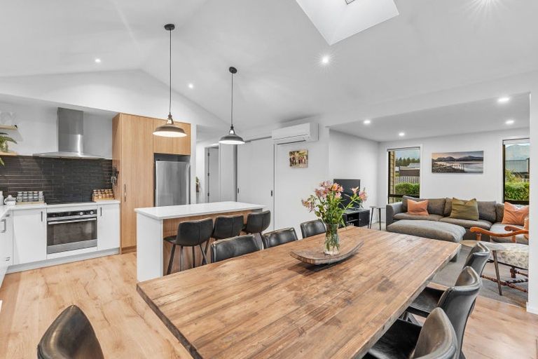 Photo of property in 20 Mount Nicholas Avenue, Wanaka, 9305