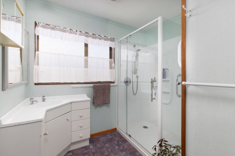 Photo of property in 1 Camellia Avenue, Bell Block, New Plymouth, 4312