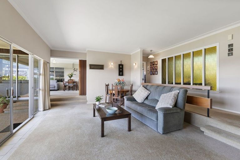 Photo of property in 61 Rosario Crescent, Red Beach, 0932