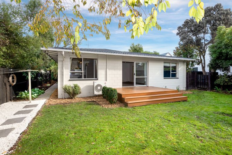 Photo of property in 22 Albany Street, St Albans, Christchurch, 8014