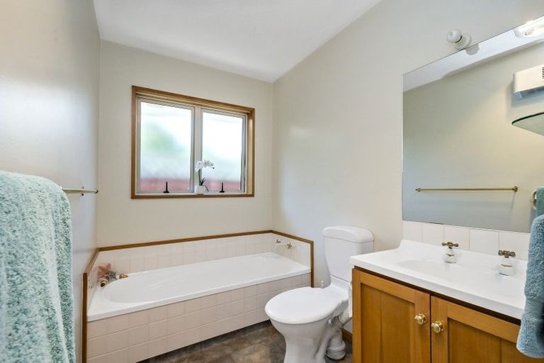 Photo of property in 3/324 Sawyers Arms Road, Bishopdale, Christchurch, 8053