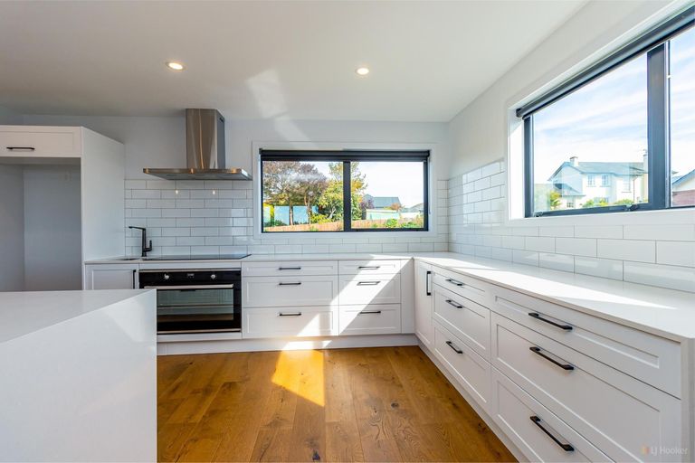 Photo of property in 6 Sea View Terrace, Seaview, Timaru, 7910
