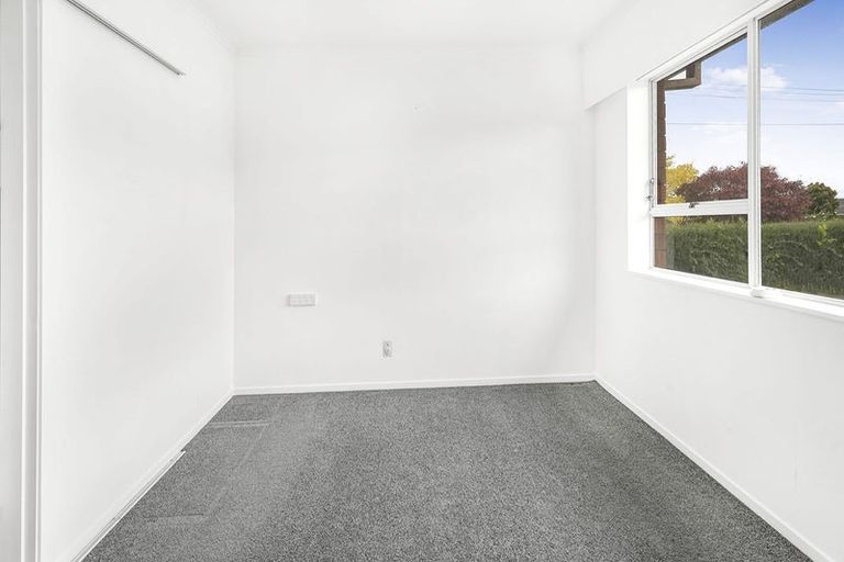 Photo of property in 50c Braid Road, St Andrews, Hamilton, 3200