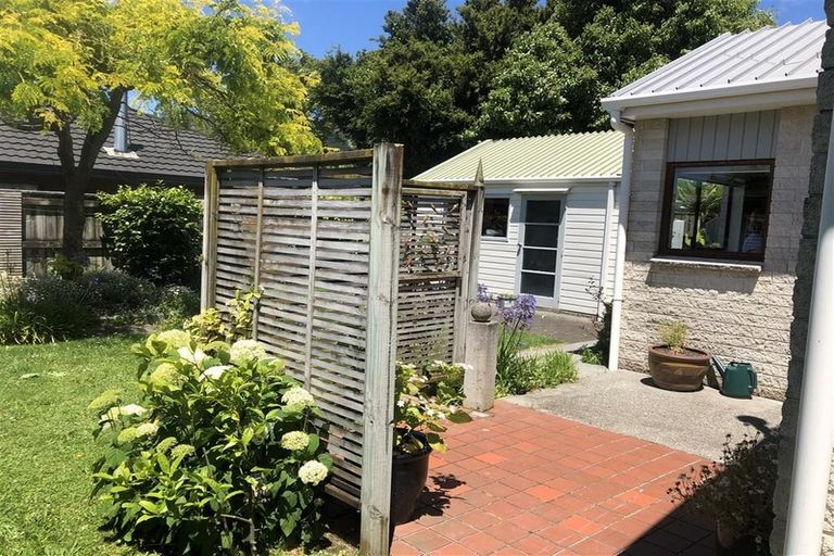 Photo of property in 7a Vincent Street, Waterloo, Lower Hutt, 5011