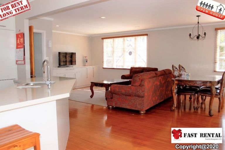 Photo of property in 36 Belle Vue Avenue, Northcote Point, Auckland, 0627