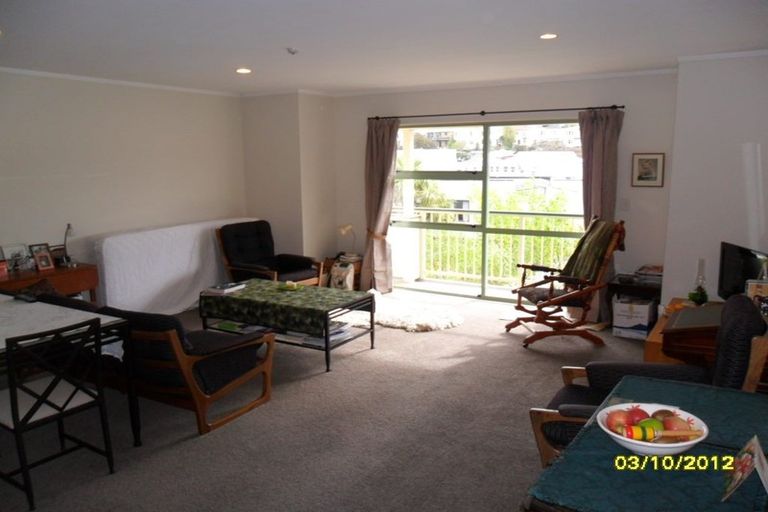 Photo of property in 8 Girton Terrace, Mount Cook, Wellington, 6021