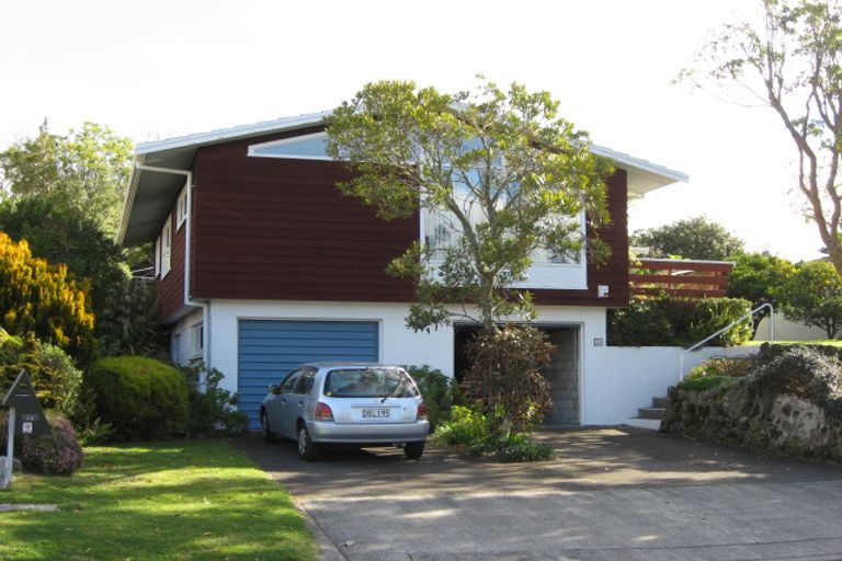 Photo of property in 56 Tauroa Road, Havelock North, 4130