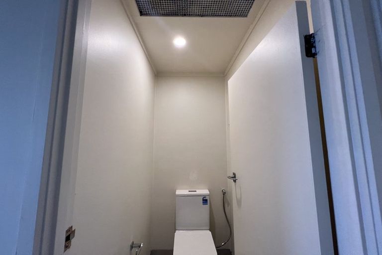 Photo of property in 1/5 Lambeth Road, Mount Eden, Auckland, 1041