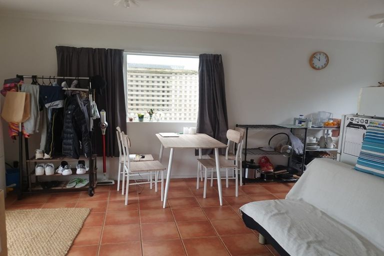 Photo of property in 19b Beach Street, Fitzroy, New Plymouth, 4312