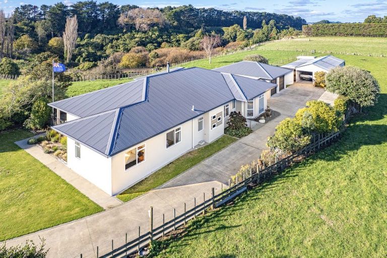 Photo of property in 174 Blueskin Road, Brunswick, Whanganui, 4571