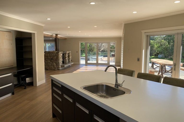 Photo of property in 32a Elizabeth Street, Waikanae, 5036