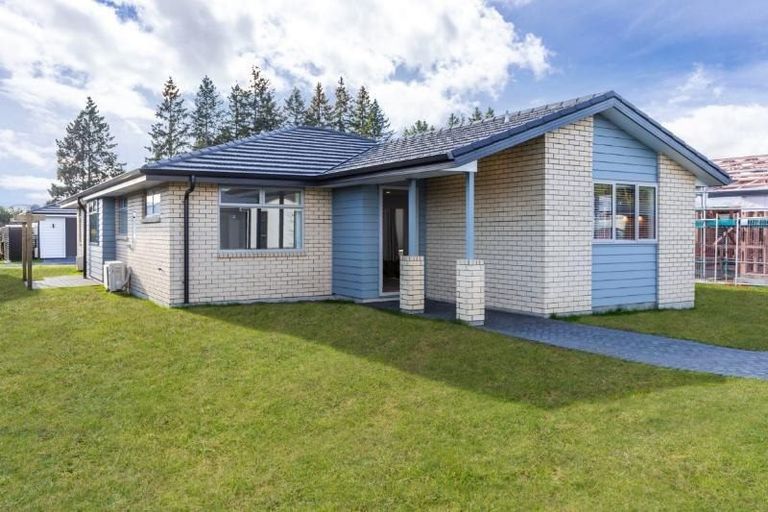 Photo of property in 8 Bastille Court, Rangatira Park, Taupo, 3330