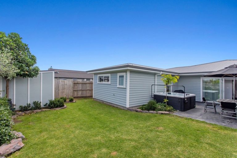 Photo of property in 1 Charles Street, Ohope, 3121