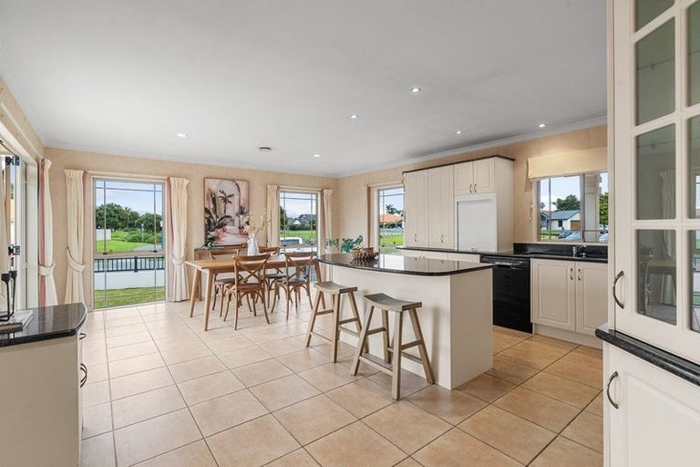 Photo of property in 50 Gravatt Road, Papamoa Beach, Papamoa, 3118