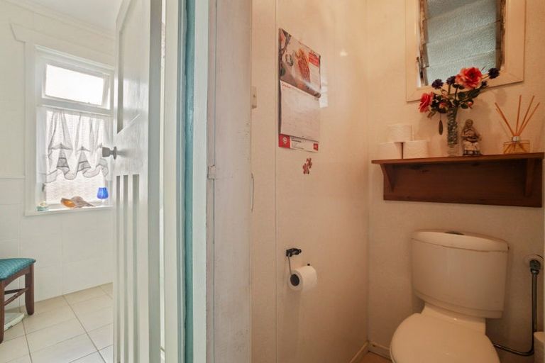 Photo of property in 44 Stafford Street, Waitara, 4320