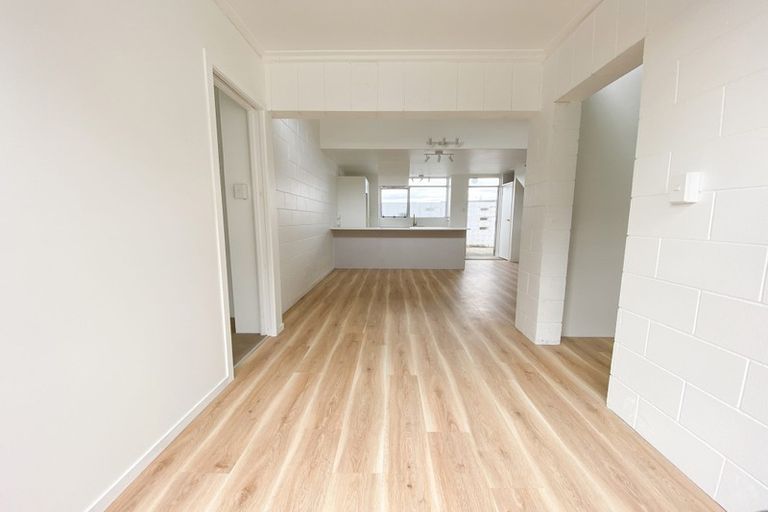 Photo of property in 29h Springs Road, Parakai, 0830