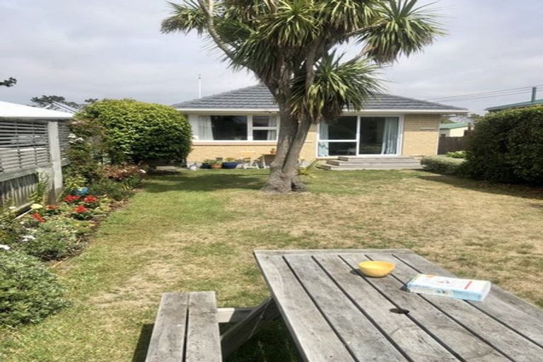 Photo of property in 1/140 Union Street, New Brighton, Christchurch, 8061