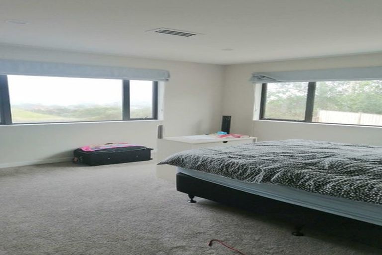 Photo of property in 150 Greenhithe Road, Greenhithe, Auckland, 0632