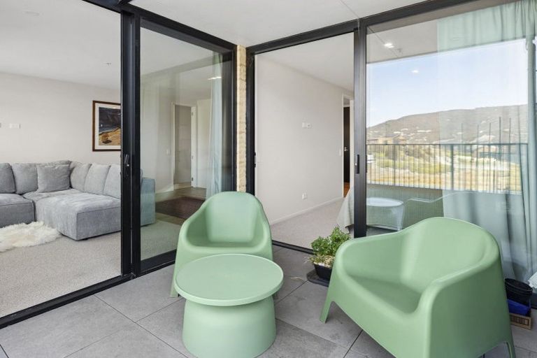 Photo of property in 10/7 Northlake Drive, Wanaka, 9305