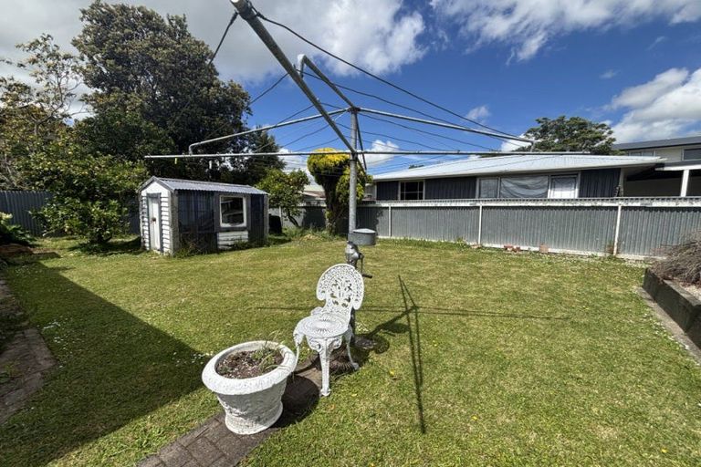 Photo of property in 34 College Street, Awapuni, Palmerston North, 4412