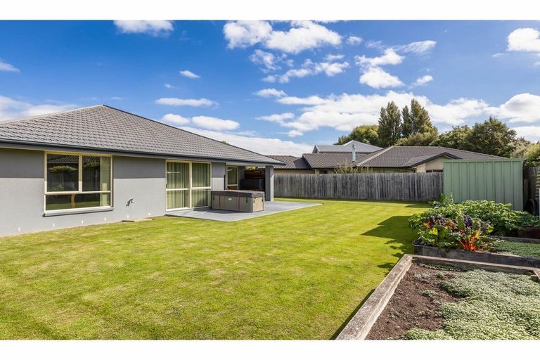 Photo of property in 10 Maurice Stanton Place, Shirley, Christchurch, 8052