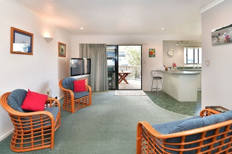 Photo of property in 5 Windward Terrace, Snells Beach, 0920