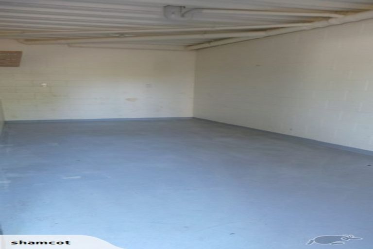 Photo of property in 42 Glenfern Road, Mellons Bay, Auckland, 2014