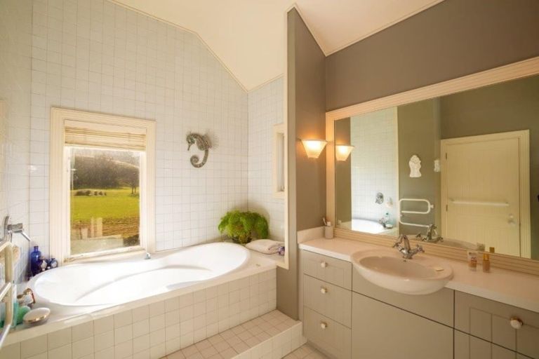 Photo of property in Millbrook Resort, 1 Streamside Lane, Arrowtown, 9371