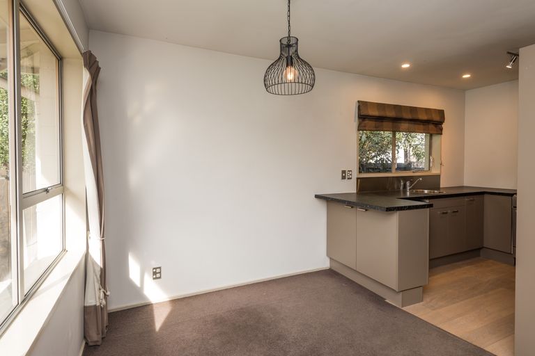 Photo of property in 22 Albany Street, St Albans, Christchurch, 8014