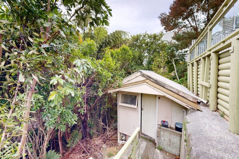 Photo of property in 22 Whaui Street, Vogeltown, Wellington, 6021