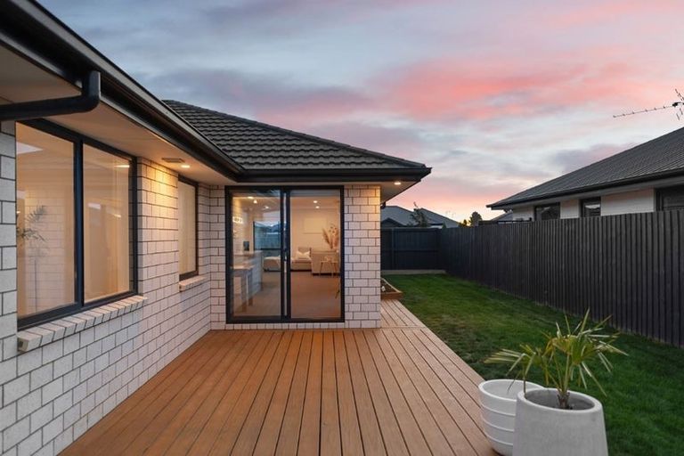 Photo of property in 5 Hoffman Street, Marshland, Christchurch, 8083