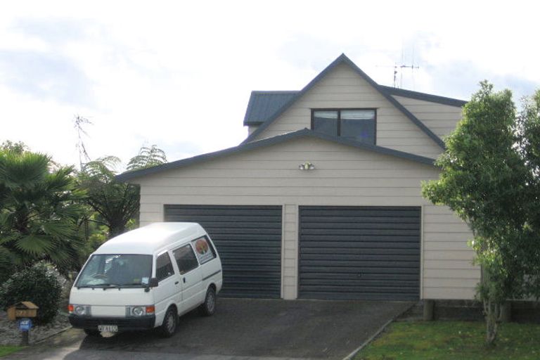 Photo of property in 122 Endeavour Avenue, Flagstaff, Hamilton, 3210