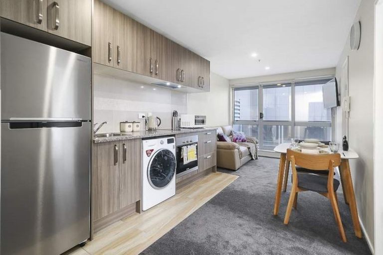 Photo of property in Harvard On Hobson Apartments, 8p/147 Hobson Street, Auckland Central, Auckland, 1010